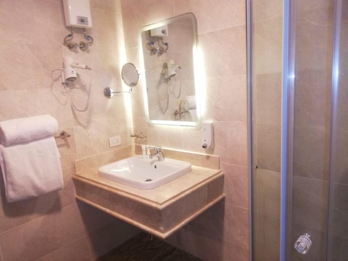 Jewel Al Nasr Hotel & Apartments Le Caire Extérieur photo